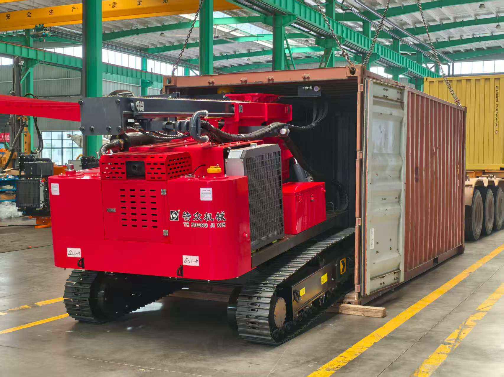 Máy đóng cọc năng lượng mặt trời TZ536 tùy chỉnh khởi hành đến Đông Nam Á: Minh chứng cho niềm tin và hợp tác toàn cầu