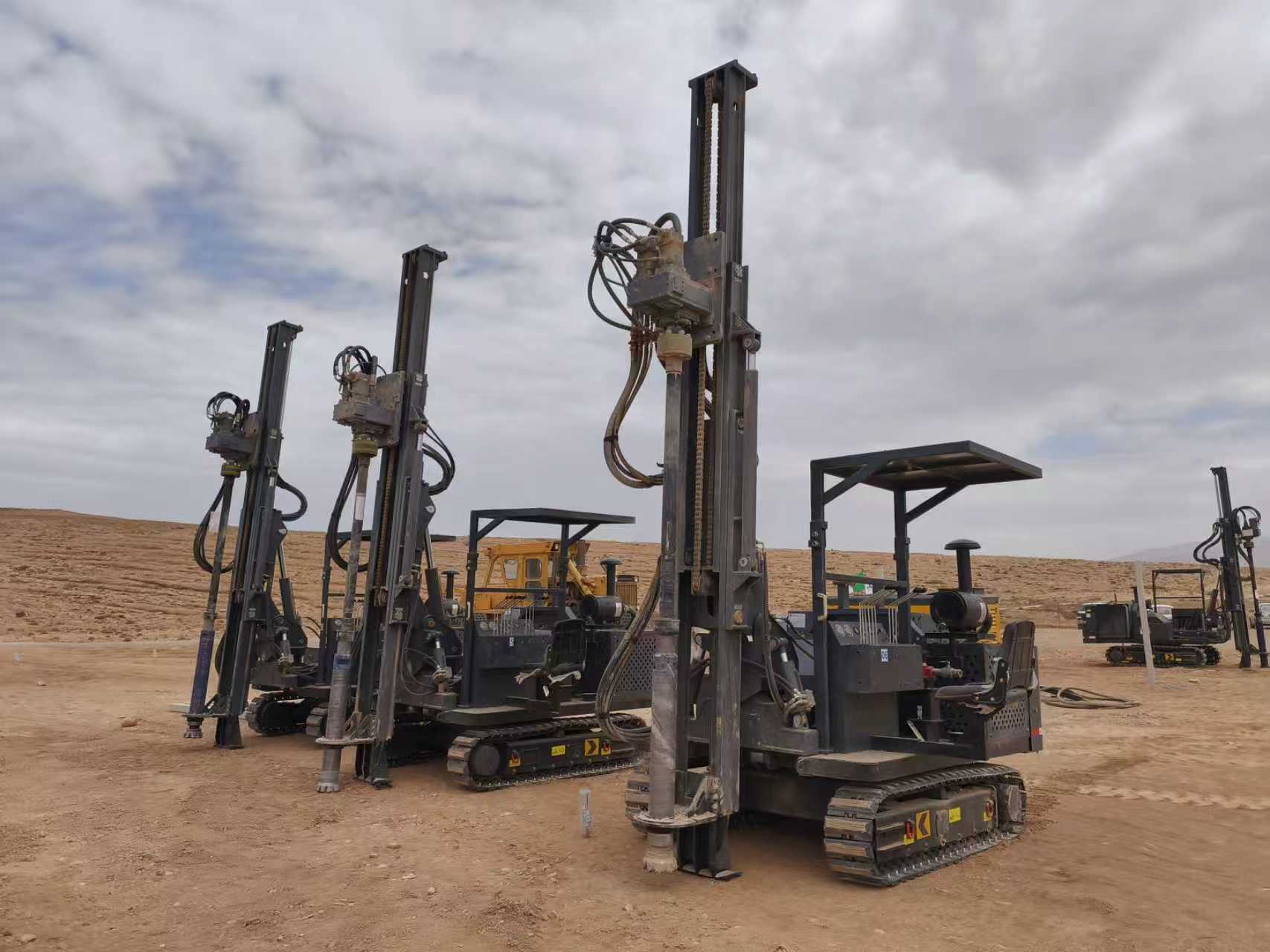 TeZhong Machinery cung cấp đào tạo tại chỗ cho SARL RADCO tại Dự án điện mặt trời BBA 80MW của Algeria
