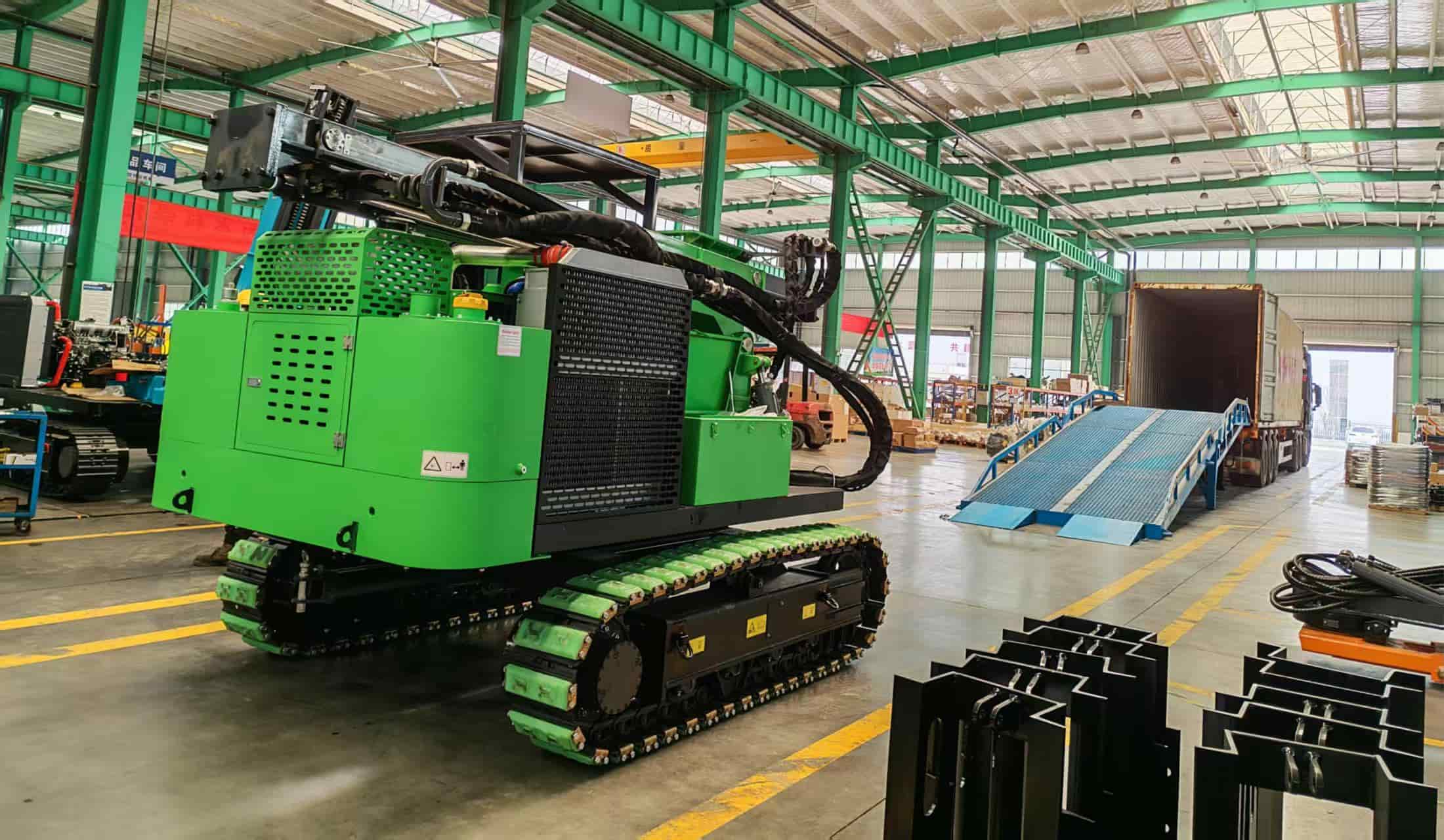 Tàu TZ536 được tùy chỉnh cho Qatar: Một cỗ máy đa chức năng mạnh mẽ dành cho hệ thống cọc năng lượng mặt trời.